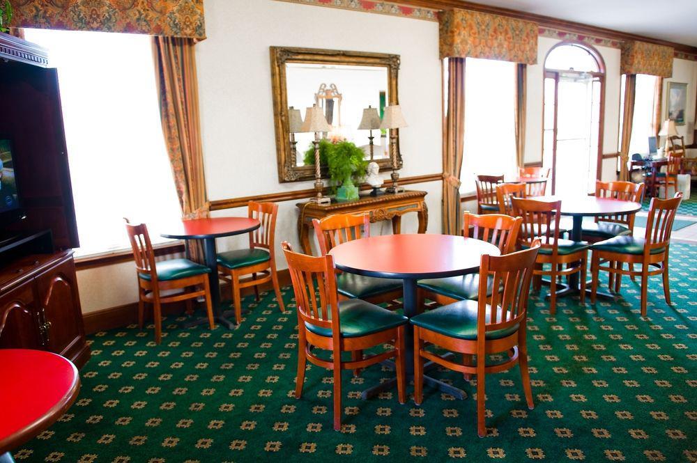 Plantation Oaks Hotell Millington Exteriör bild