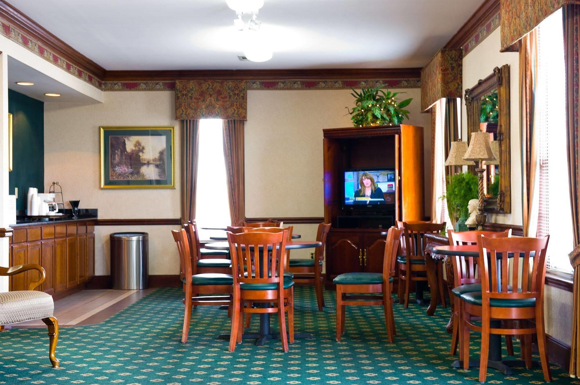 Plantation Oaks Hotell Millington Exteriör bild