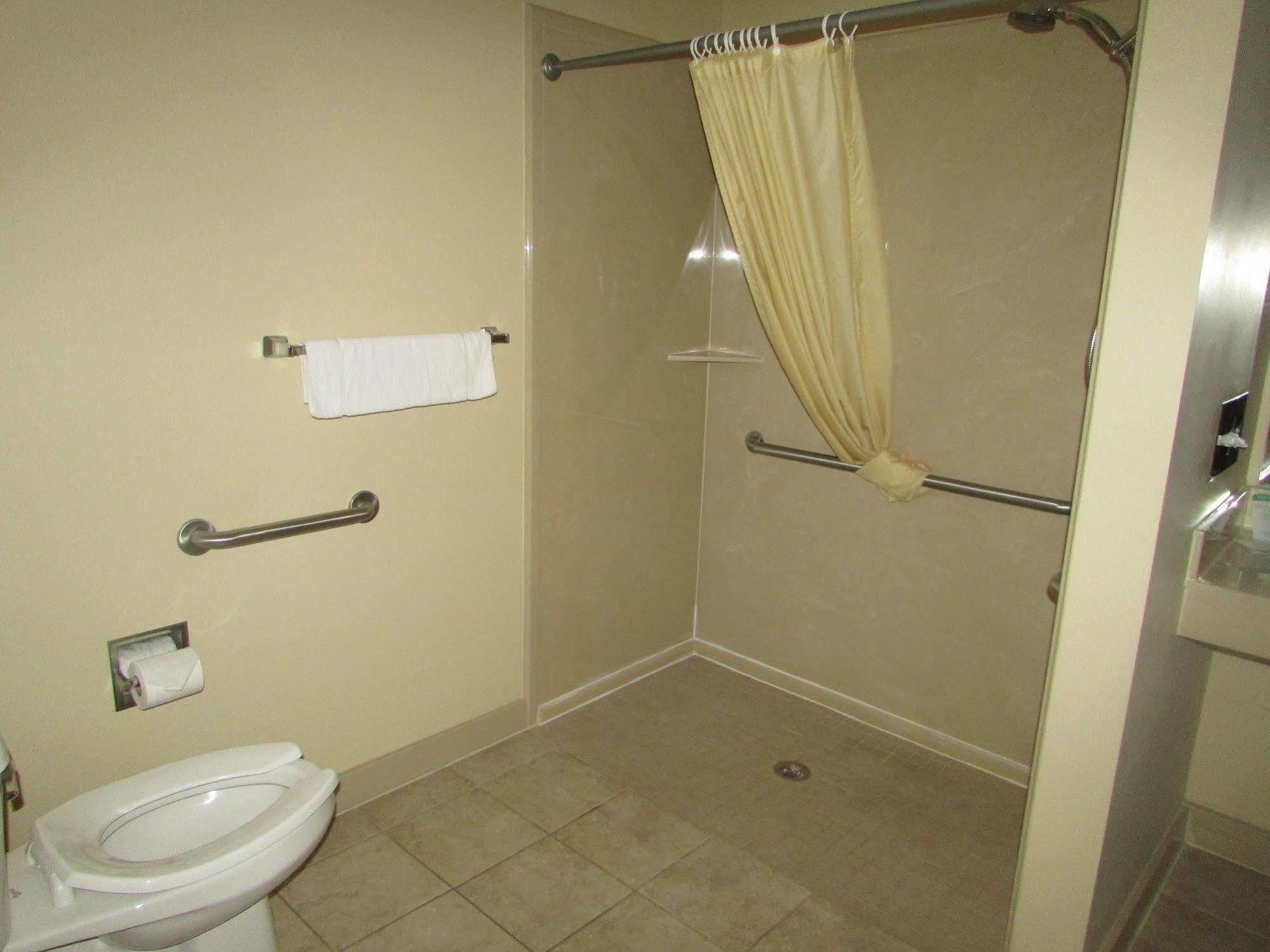 Plantation Oaks Hotell Millington Exteriör bild