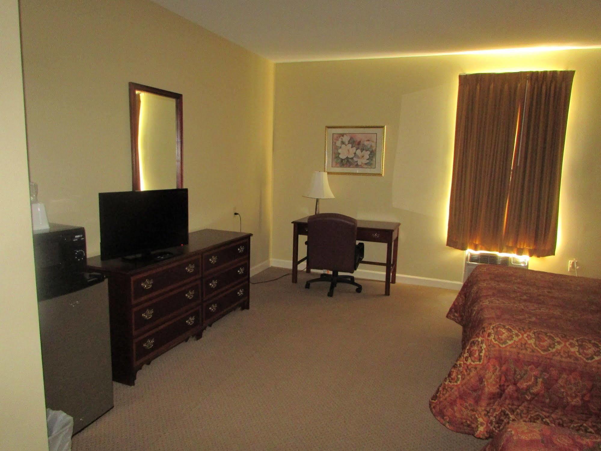 Plantation Oaks Hotell Millington Exteriör bild